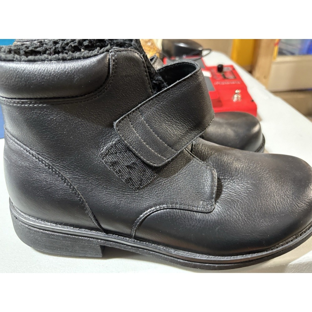 Propet Mens Tyler Pull‎ On Ankle Boots Size 10 X(3E)
